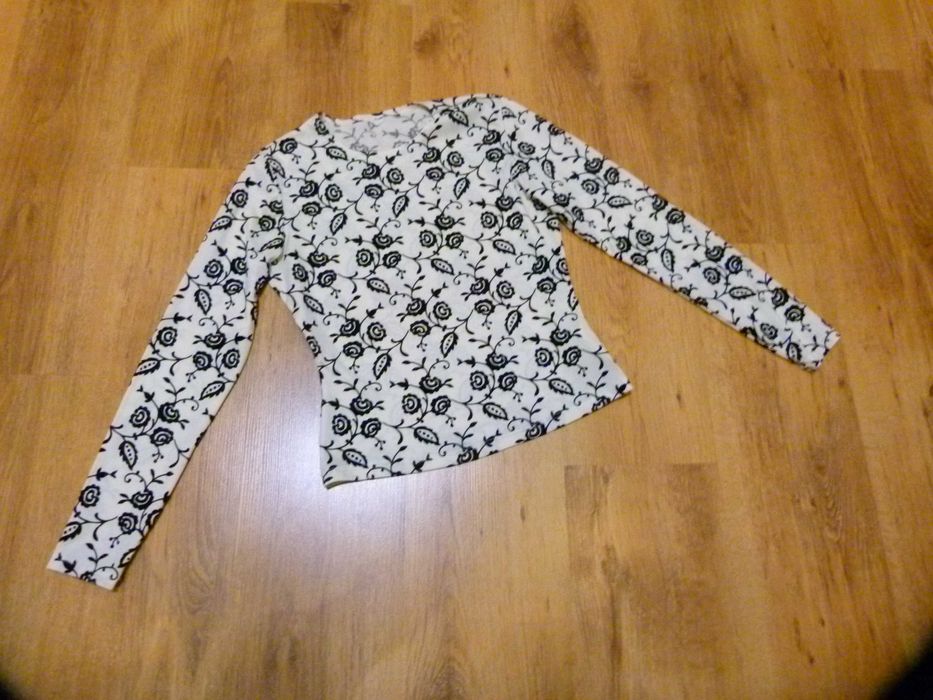 styl vintage bluzka kremowa czarne wzorki rozm M 38