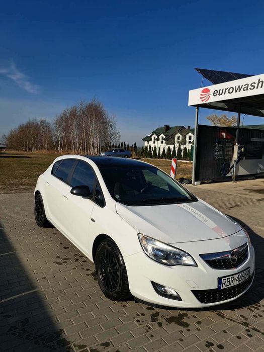 piękna Astra 1.4 turbo