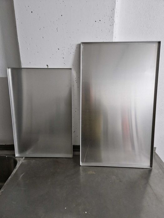 2 Tabuleiros em Alumínio Novos - C/ 750x450x20 MM / C/ 600x400x20 MM
