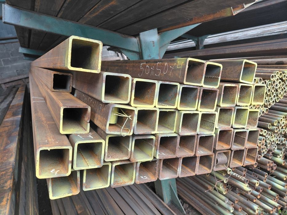 Труба профільна 50*50*4 (уцінка)