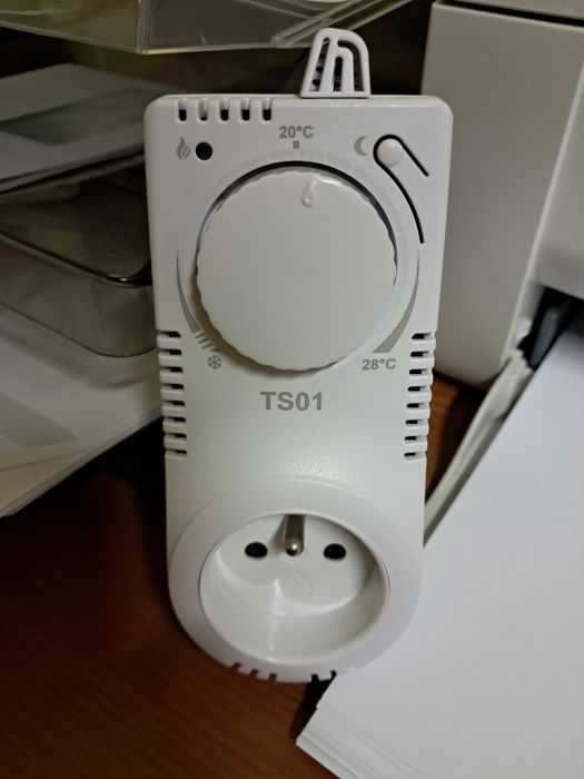 Programator czasowy do gniazdka 1 szt .Pierwsze zdjęcia.