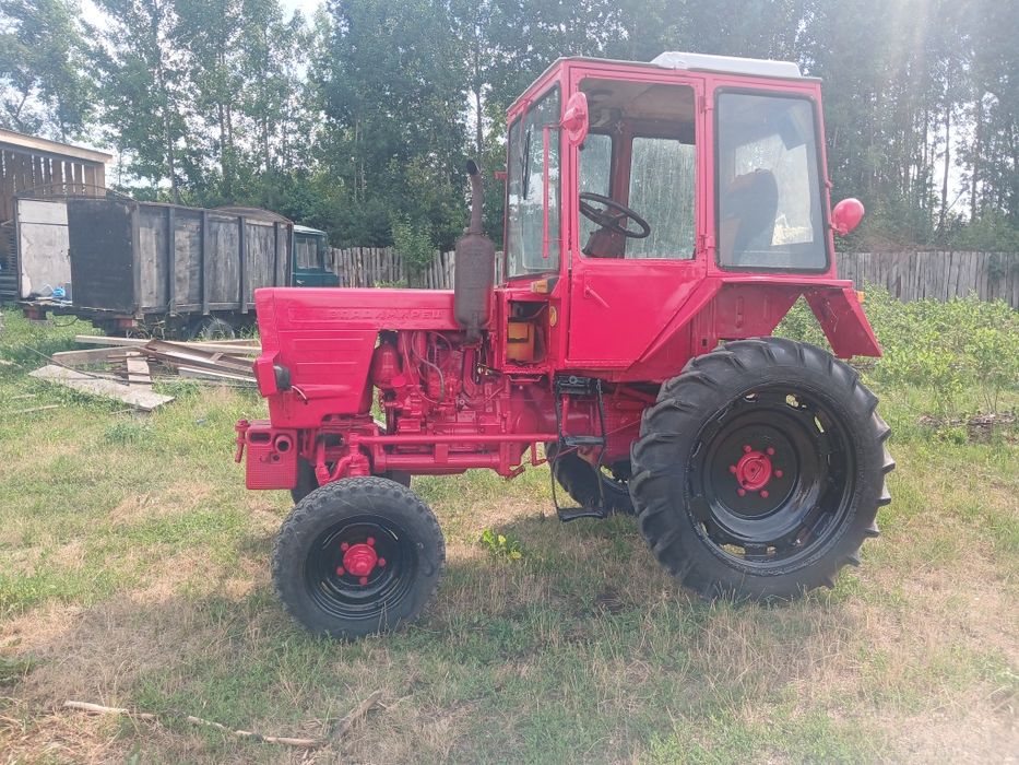 Продам трактор Т25