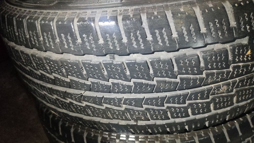 Шины зима 235/65 R16C Henkook