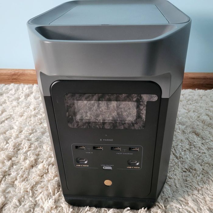 Продам новую зарядную станцию ЕСO FLOW DELTA 2.EU