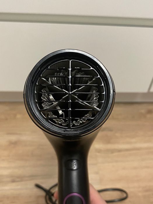 Фен Philips ThermoProtect 2100W