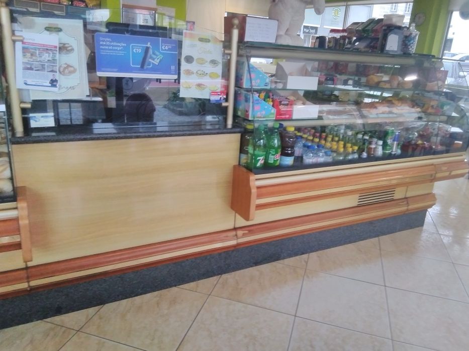 Vendo balcões frigoríficos de pastelaria