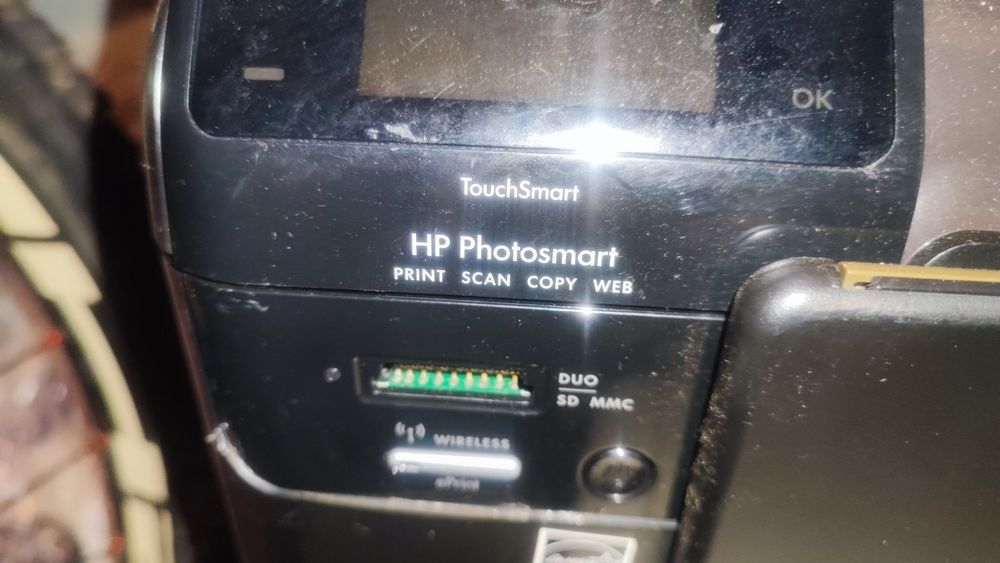 HP Photosmart
PRINT
SCAN
COPY
WEB
DUO
MMC