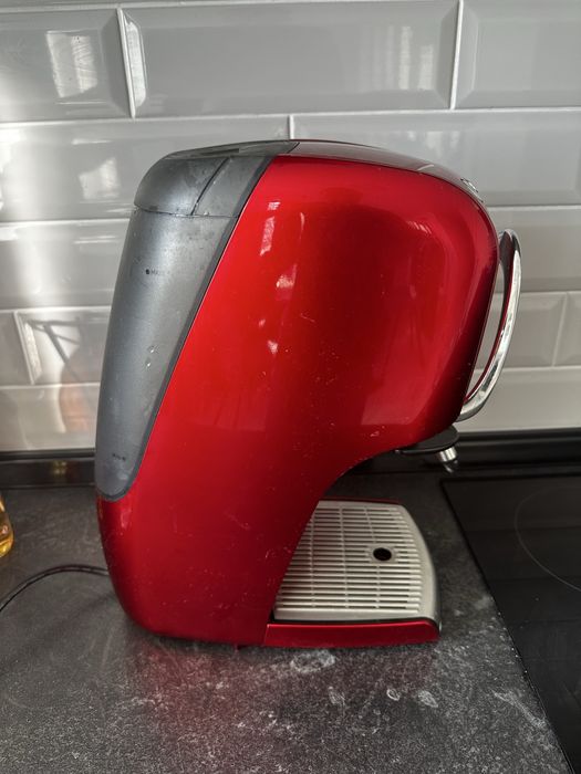 Капсульна кавоварка TCM Tchibo Cafissimo Classic Noble Red