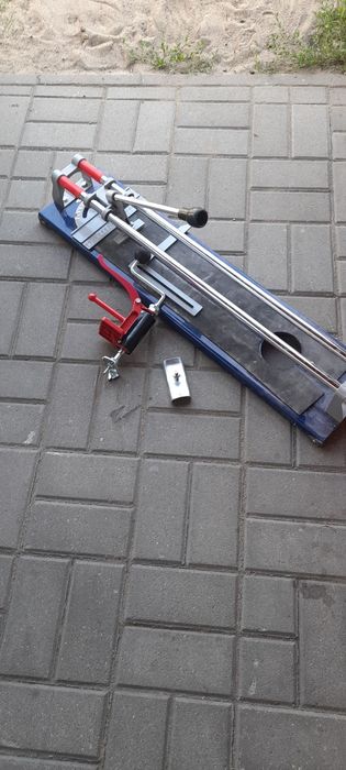 Maszynka do płytek DEDRA
