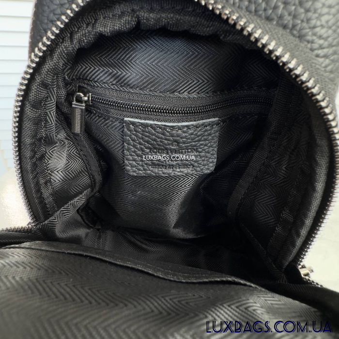 Чоловіча шкіряна нагрудна сумка слінг Louis Vuitton