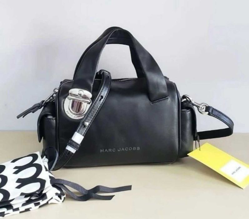 Продам фірмову шкіряну сумку !