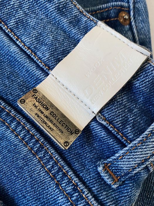 Джинси з рваностями