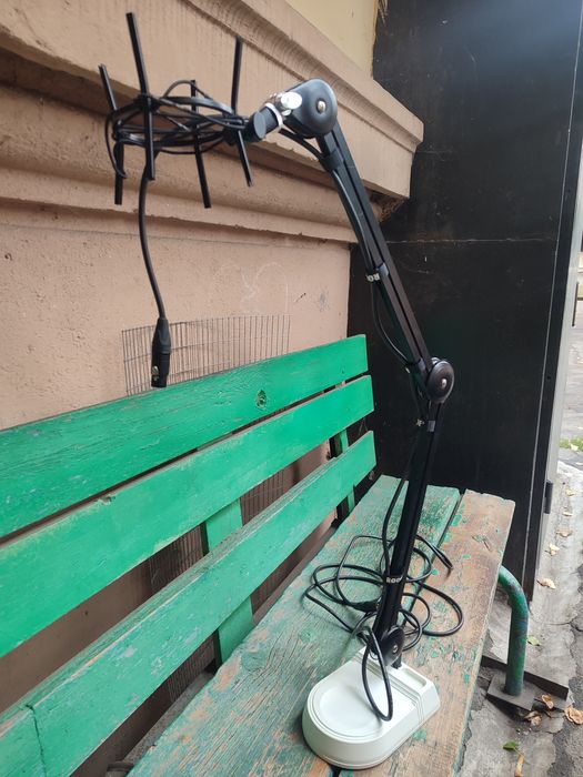 Микрофонный пантограф Rode