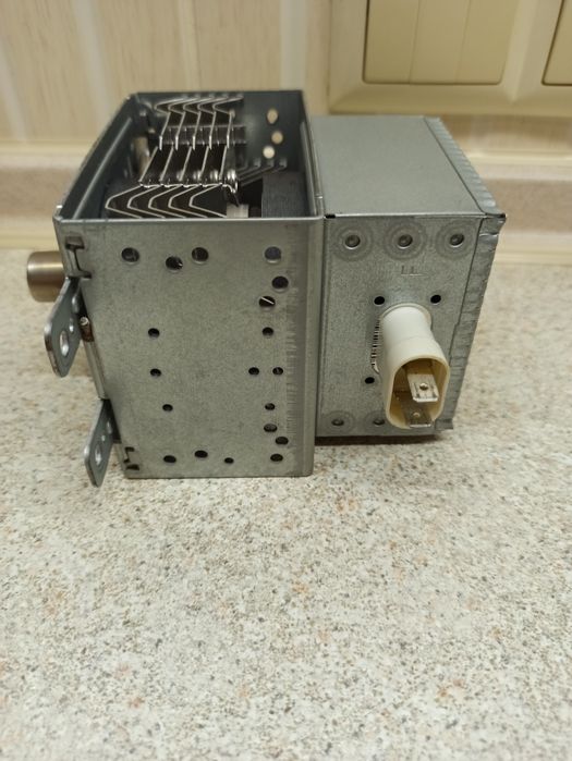 Магнетрон LG 2M226