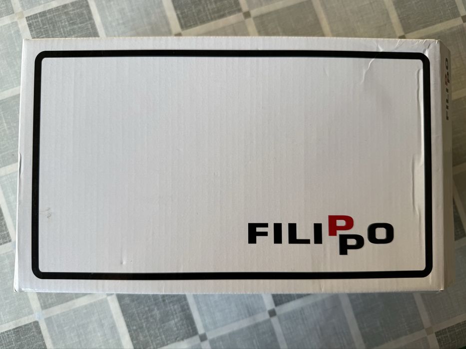 Nowe sneakersy firmy FILIPPO, rozmiar 36