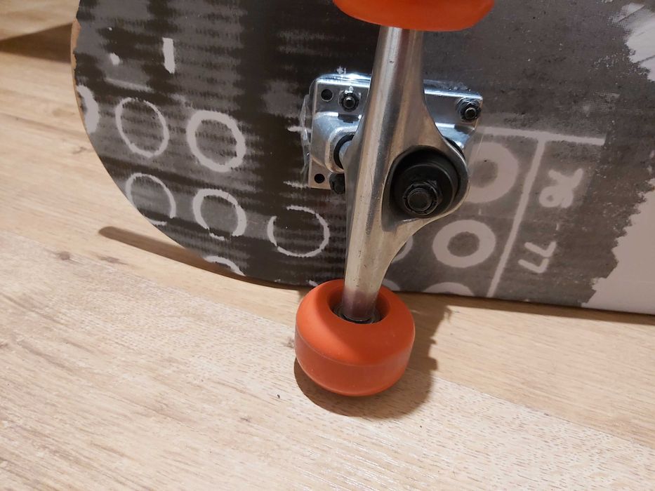 Nowa deskorolka Meteor