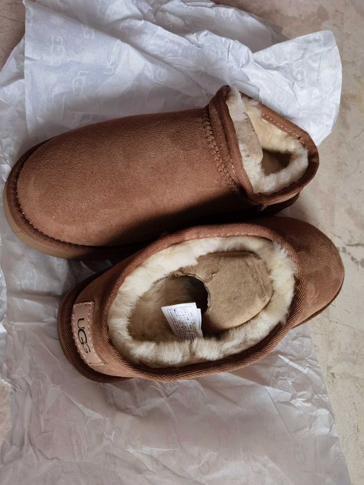UGG  Australia slip-on camel