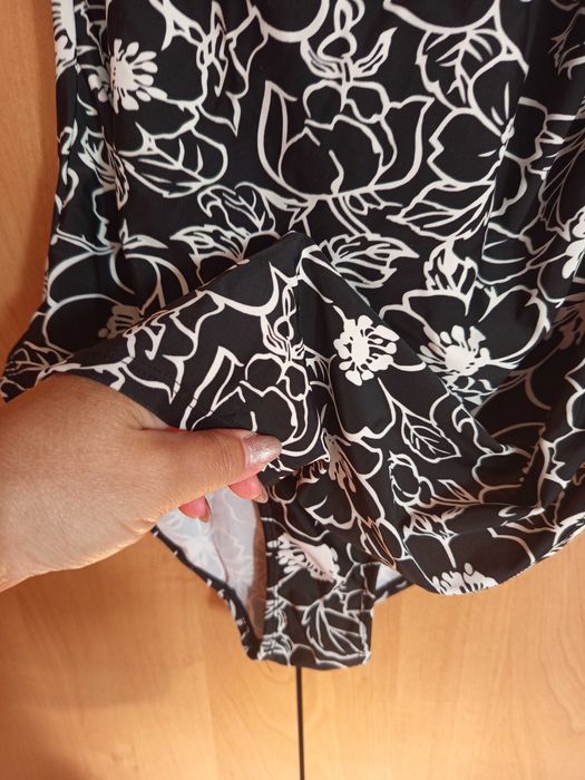 Strój kąpielowy jednoczęściowy 42