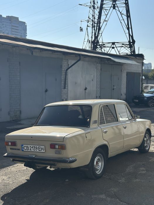 продам ваз-21011