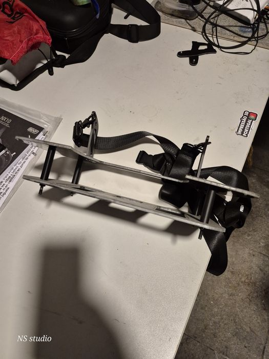 Suporte tray em fibra de carbono para rádio RC