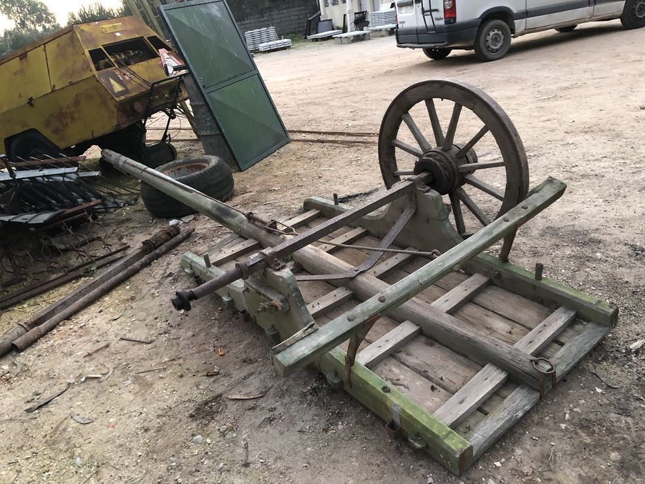 Carro de bois em bom estado