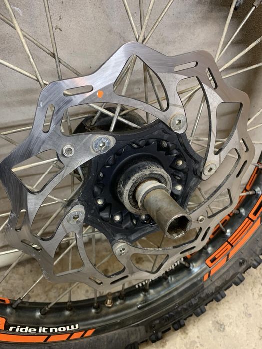 Колесо переднє 19 Geon,Kovi