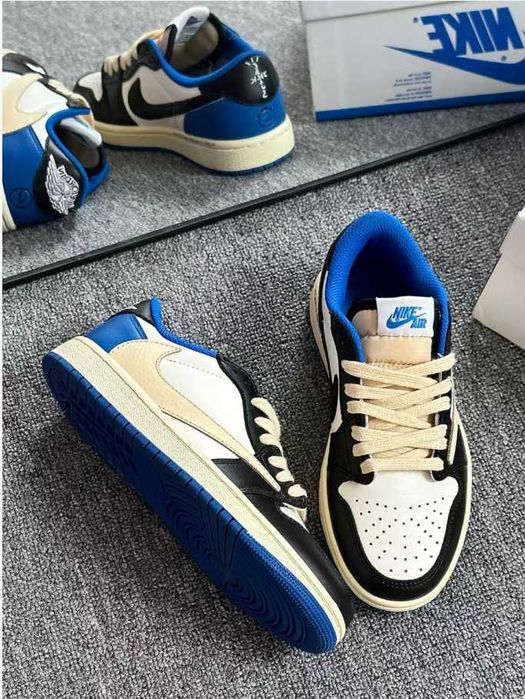 Jordan1 Retro Low OG SP   R.40