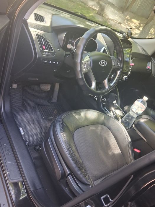 Продам HYUNDAI IX35 2011