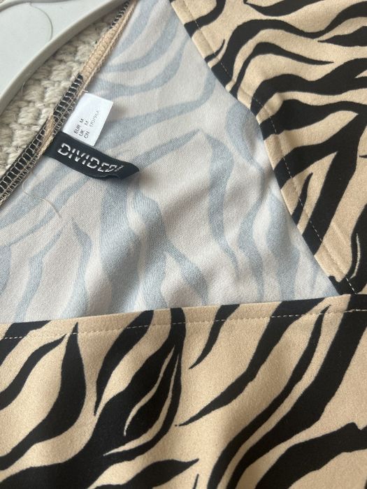 Жіноча сукня в тигровий принт