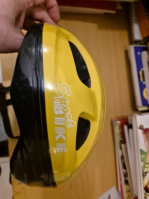capacete amarelo marca toimsa de ciclismo