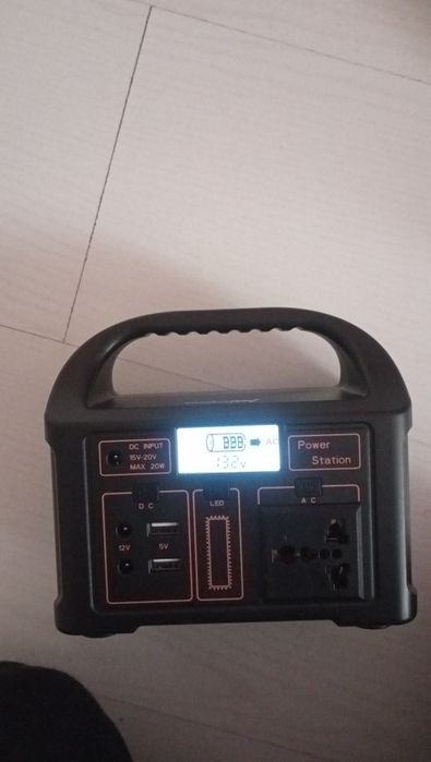 Портативна зарядна станція 1000Вт