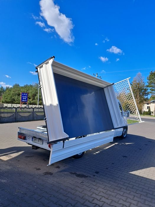 Wynajem auto  wywrotki, skrzyni,kiper na 3 strony  Renault Master 3,5t