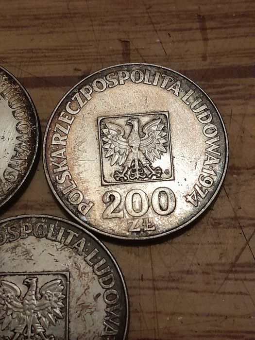 3 srebrne monety 200zl