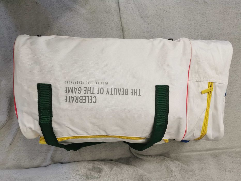 Torba weekendowa Lacoste biala.