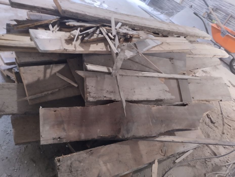 Faço recolha de madeira