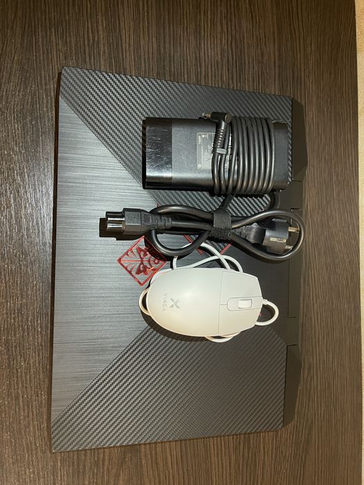 Игровой ноутбук HP Omen 15-dc1014nw/GTX 1650/i5-9300H