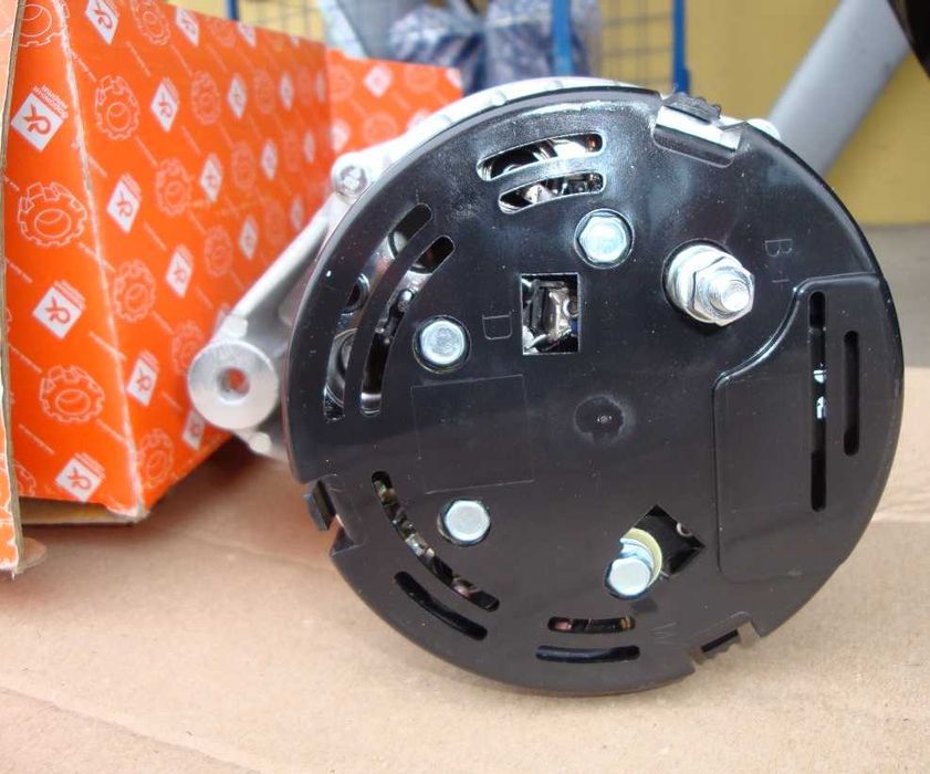 Генератор ваз 2115, 2114, 2113, 2112, 2111, 2110, 21099, 2109 инжектор