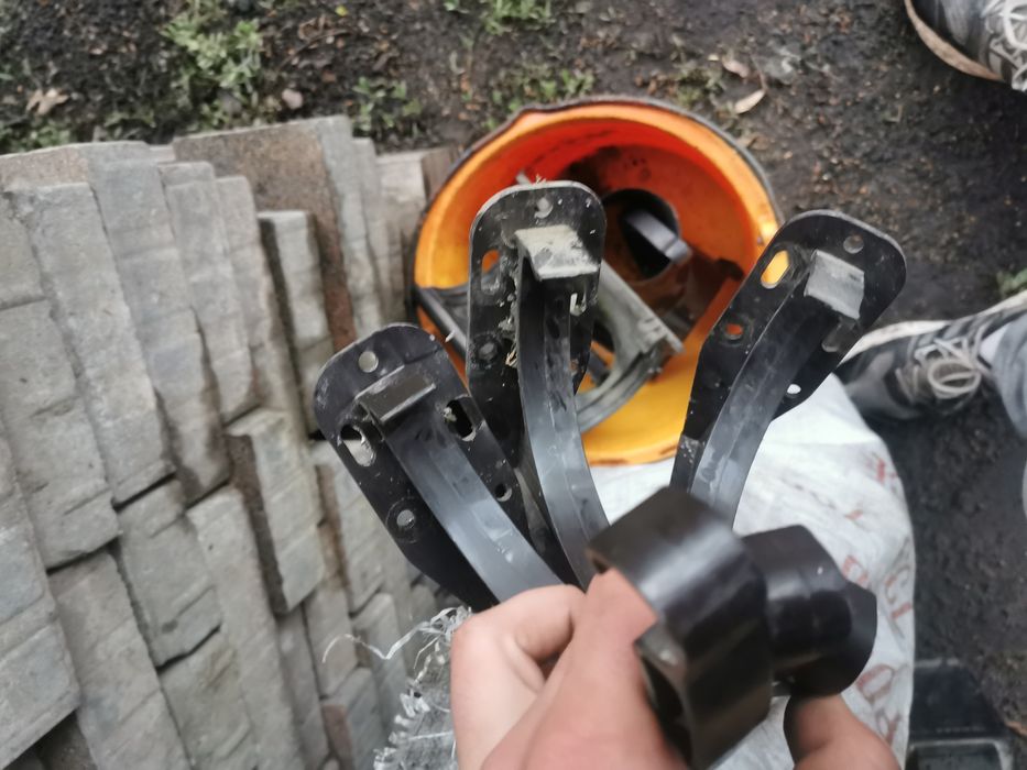 blachodachówka rynny podbitka gąsiory