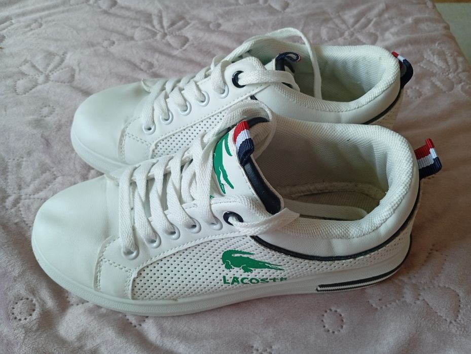 Białe sneakersy damskie r. 37