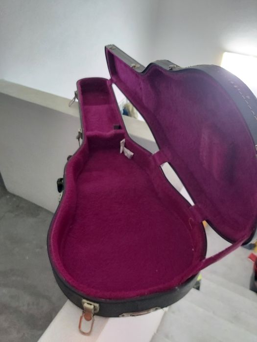 vendo estojo de Gibson