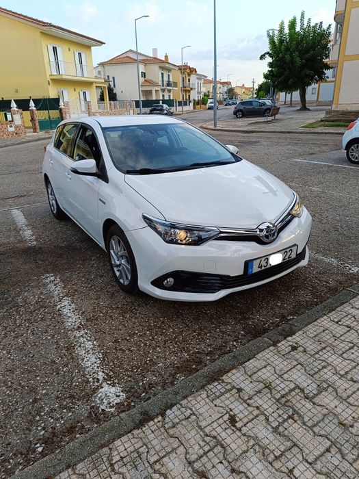 Toyota Auris Híbrido