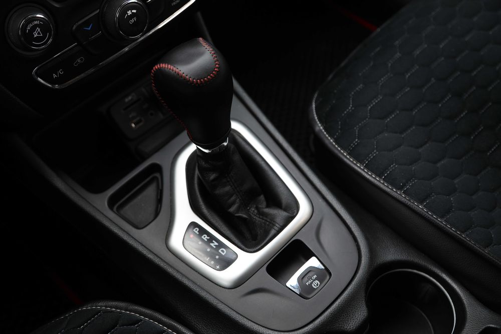 Продам Jeep Cherokee