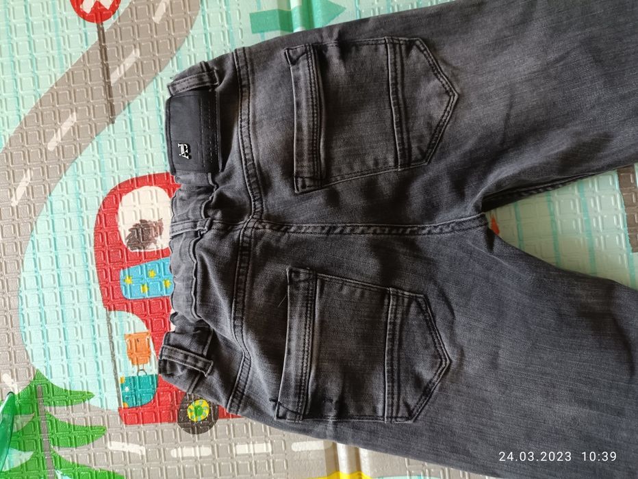 Продам джинси на підлітка