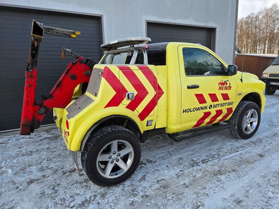 Dodge Ram 5.7 HEMI 4X4 HOLOWNIK