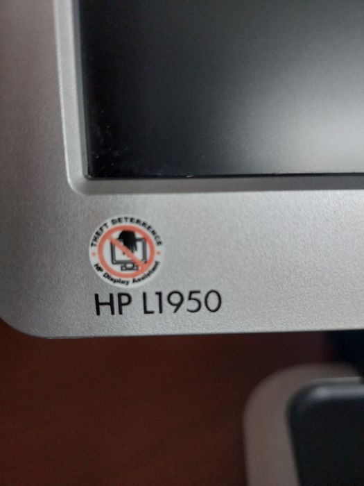 HP 19 Monitor for Computer64552909767299121