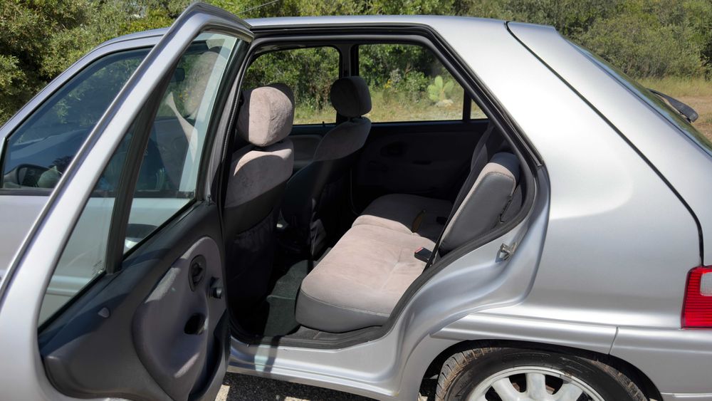 Citroen SAXO 1.1 EXCLUSIVE - em BOM ESTADO!