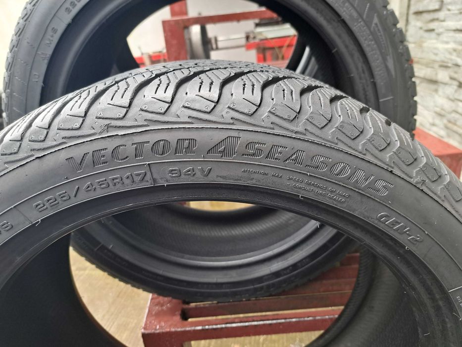 4 Opony wielosezonowe 225/45 R17 Goodyear Montaż i wyważanie Gratis!