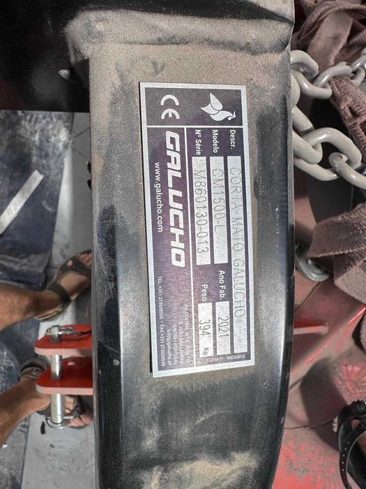 Trator Massey Ferguson e Capinadeira Galucho