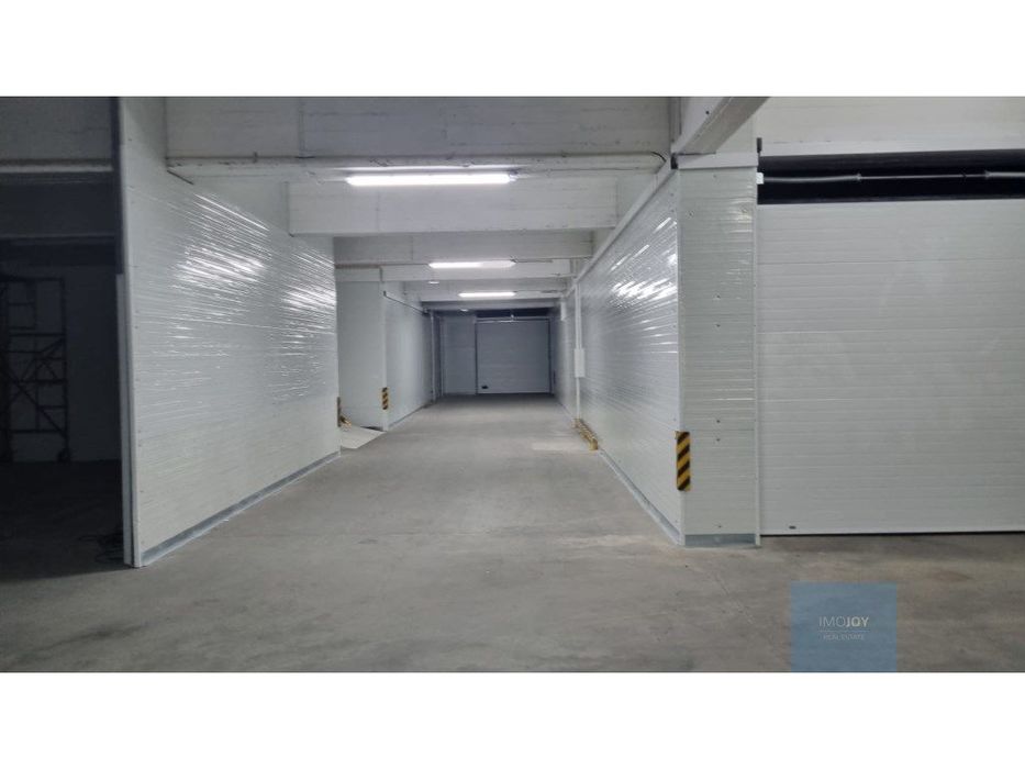 Armazém para Arrendamento na Portela