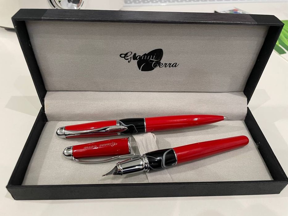 Набір ручок подарунковий Gianni Terra red with black